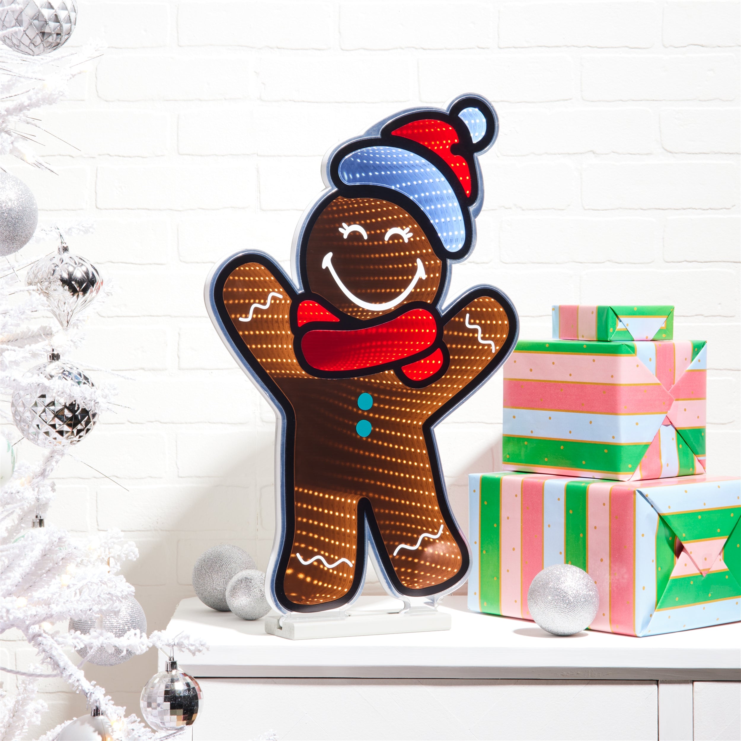SmileyWorld(R) Holiday Gingerbread Man Ekkolight 24"H